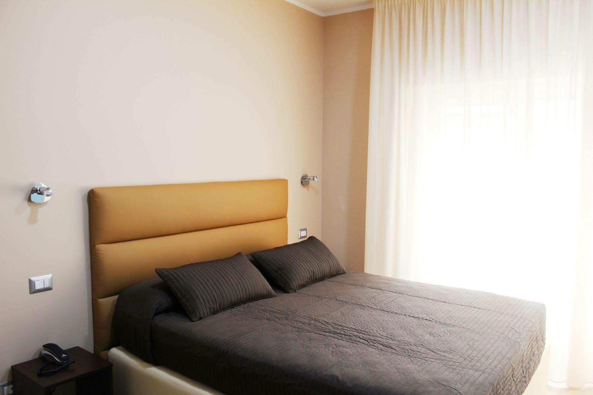 Hotel Gran Torino روما المظهر الخارجي الصورة